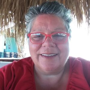 Meet your Posher, Martine